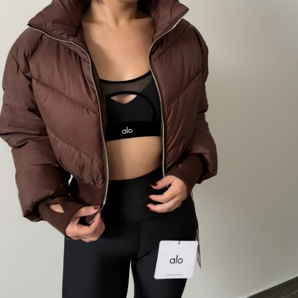 Alo Yoga Brownstone Puffer Jacket - Picture 4 of 4